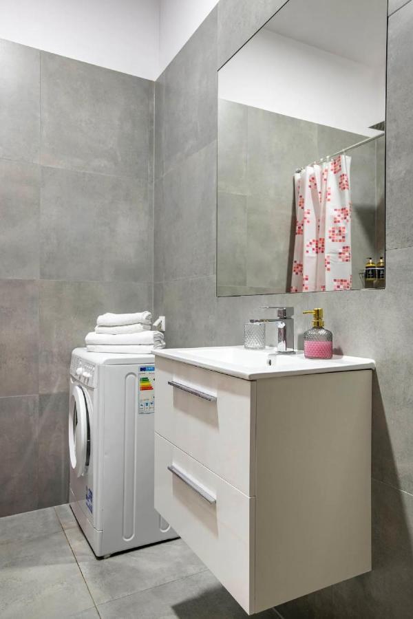 Discover Krakow Apartments - 5 Borowickiej St - Studio Next To Opera And Unity Centre Krasków Exterior foto